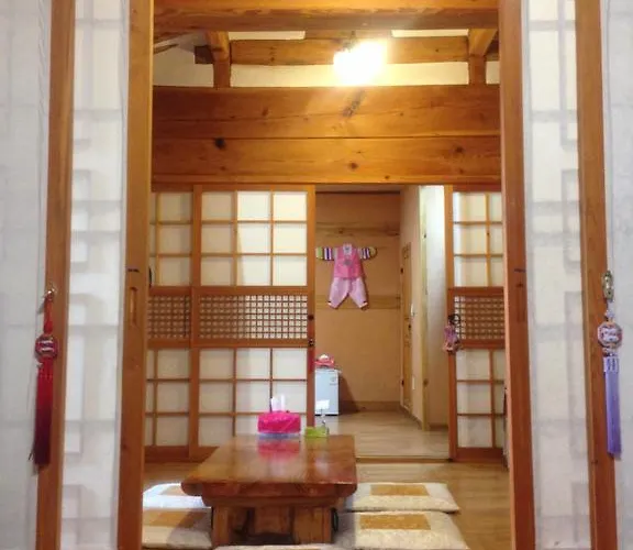 Haemil Hanok Гостевой дом
