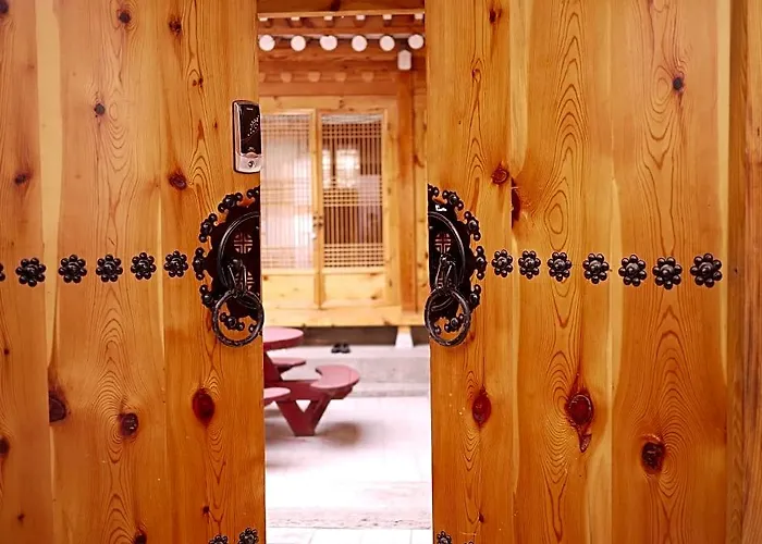 Haemil Hanok Гостевой дом